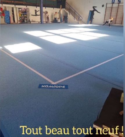 Changement du praticable Salle Stella Perrachon  !